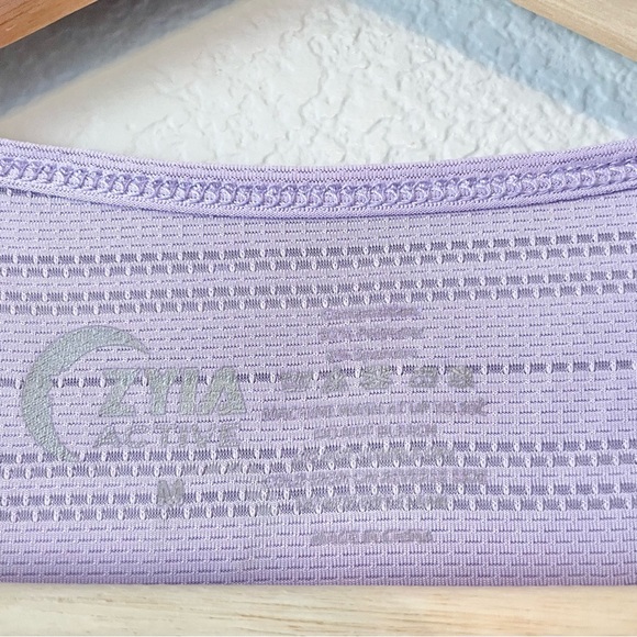 Zyia Active Lavender Luxe Muscle Tank Top - Picture 3 of 4